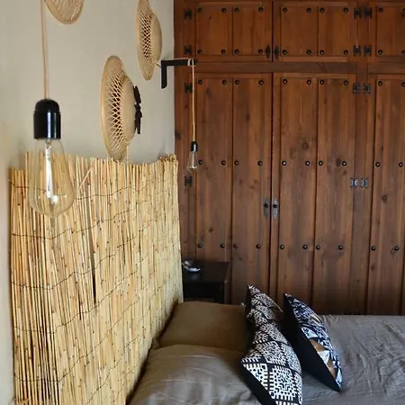 The African House 3*